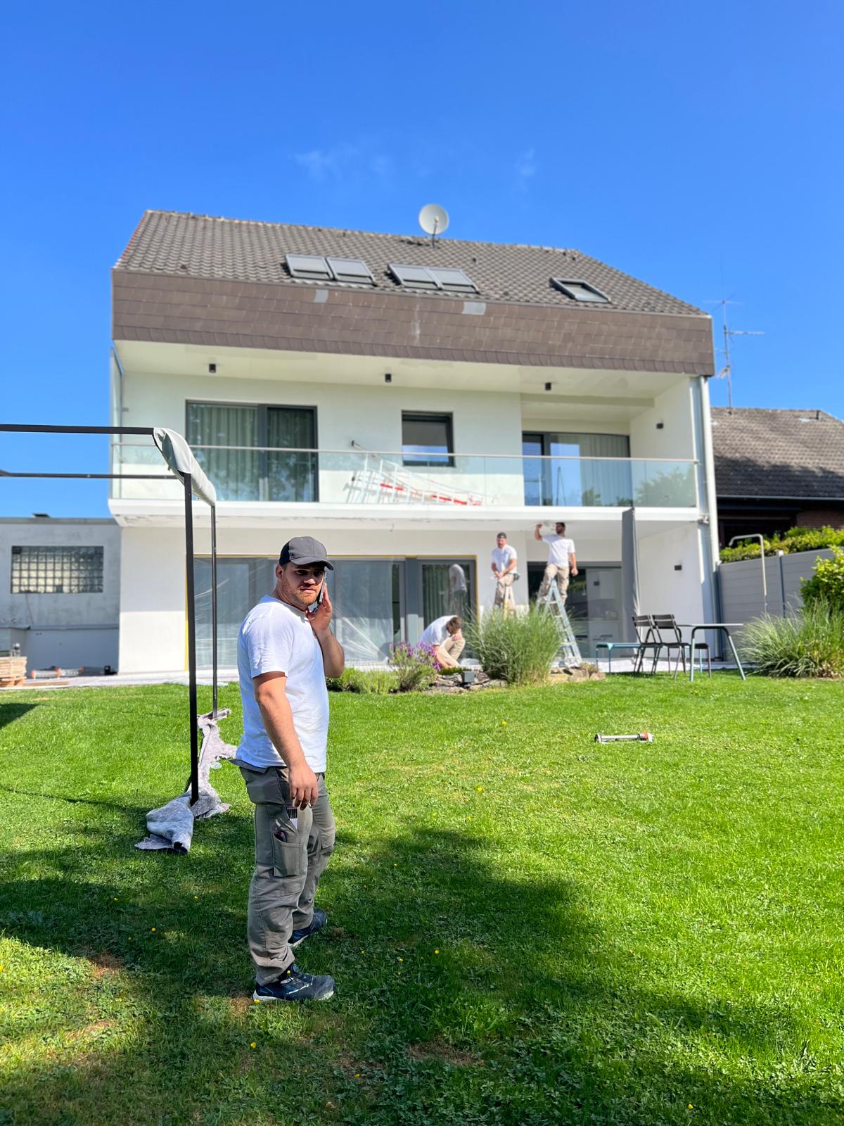 Bauleitung Fassadenanstrich – Team Triaform GmbH im Einsatz