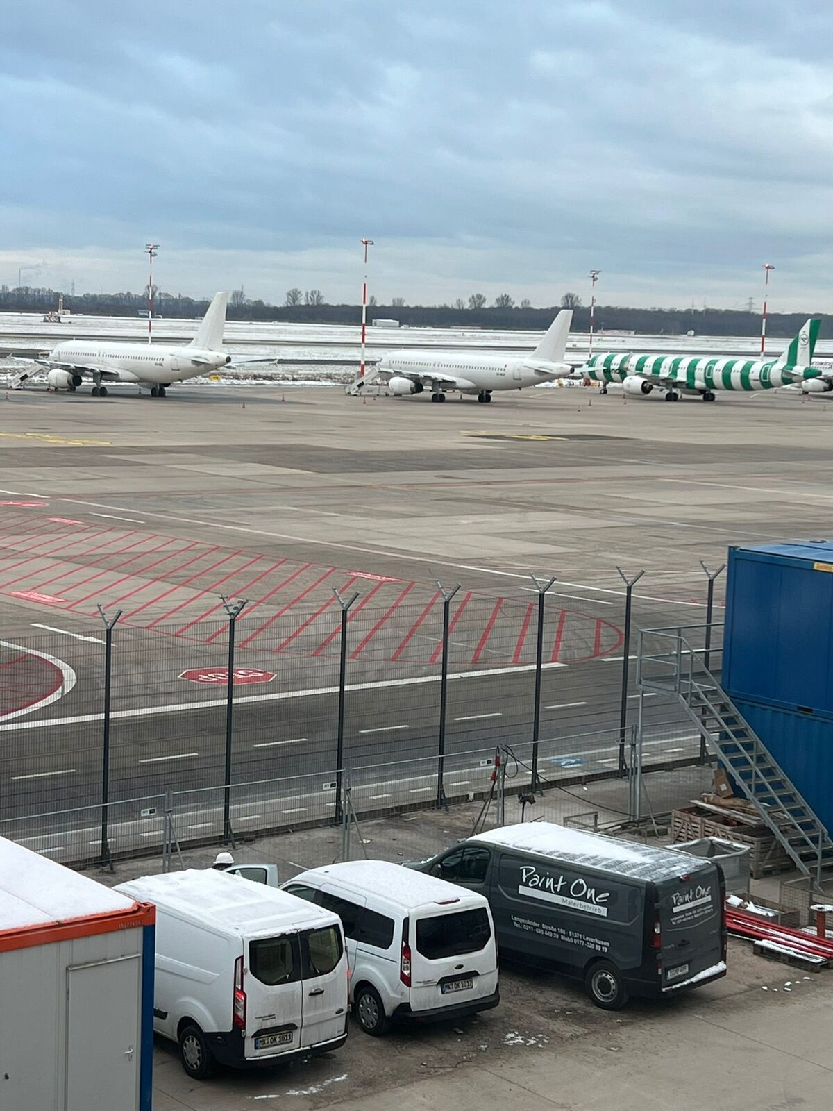 Feuerwache – Fertiggestellter Flur mit Anstrich