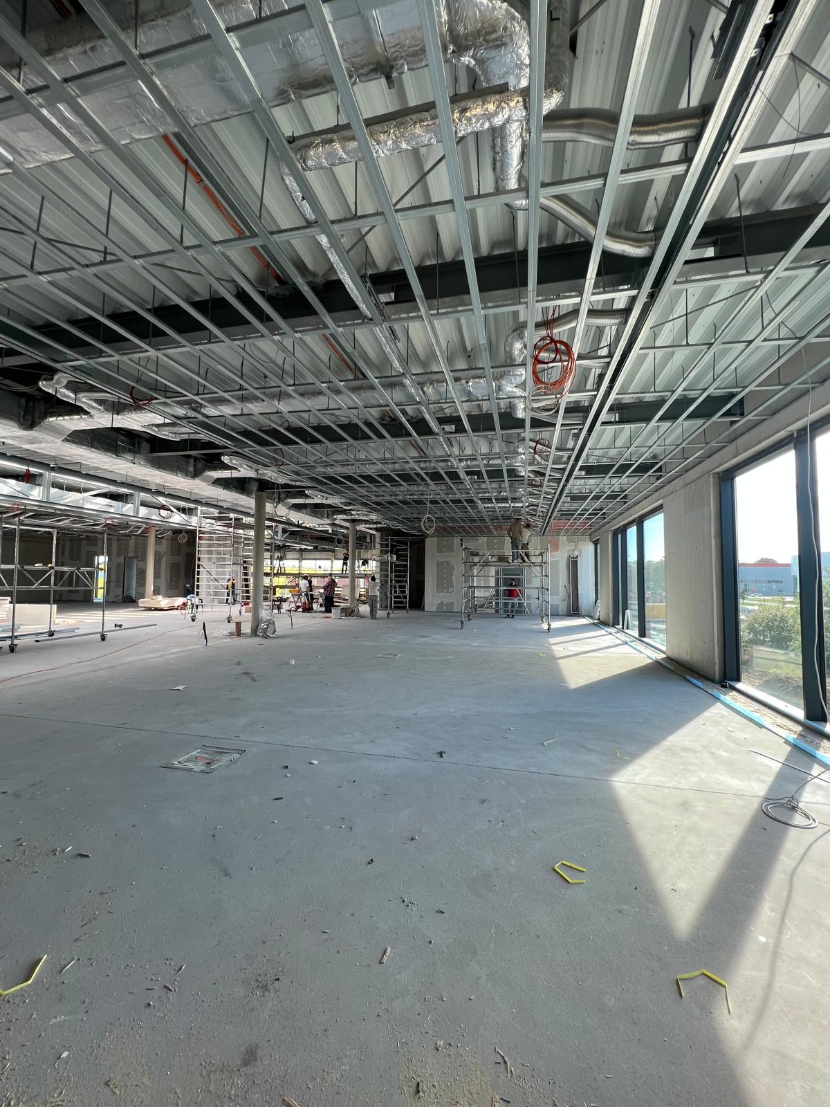 Trockenbau Decke Gewerbe — Montage