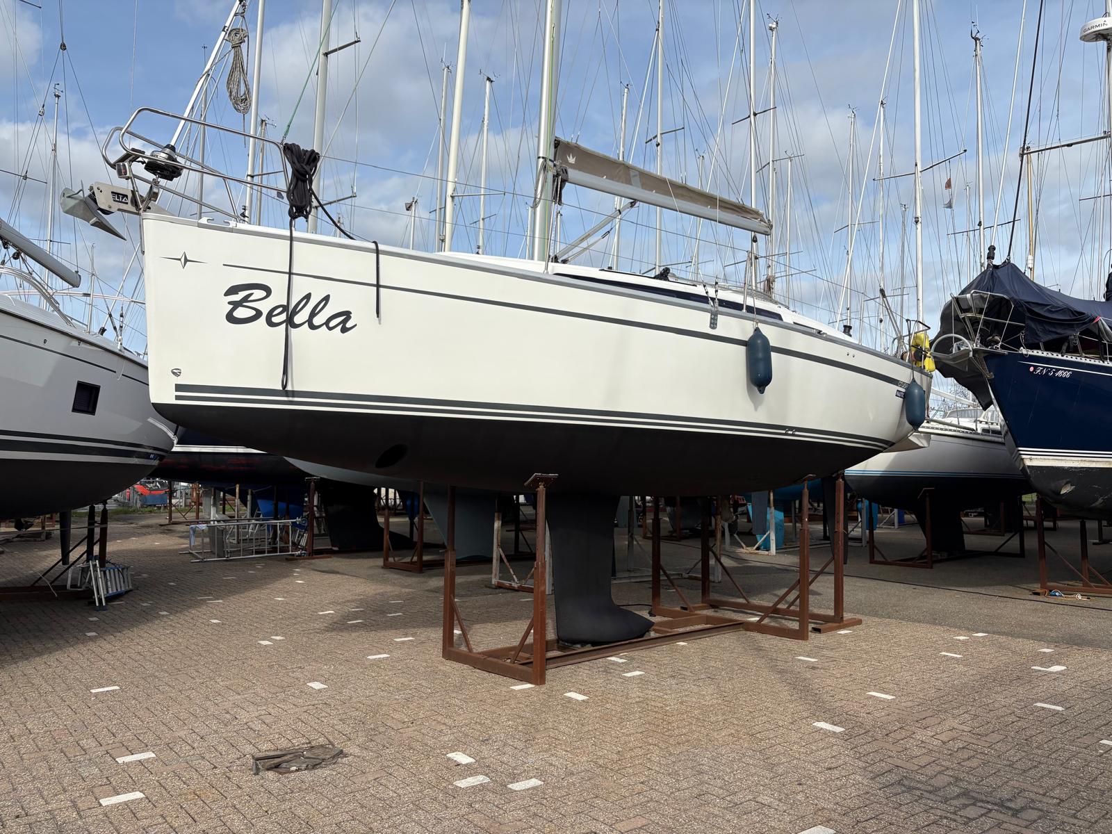 Segelyacht Bella — frischer Unterwasseranstrich, Yachthafen Lelystad