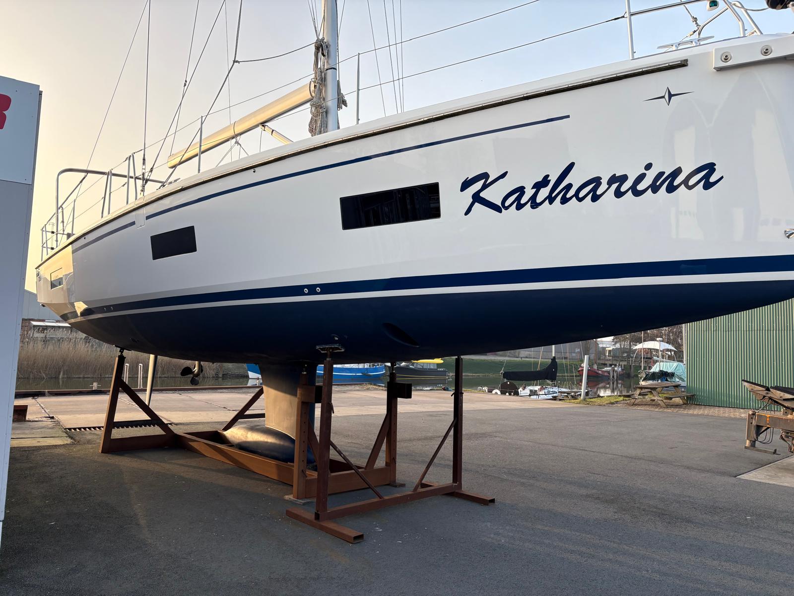 Segelyacht Katharina — Nahaufnahme Antifouling, Yachthafen Lelystad