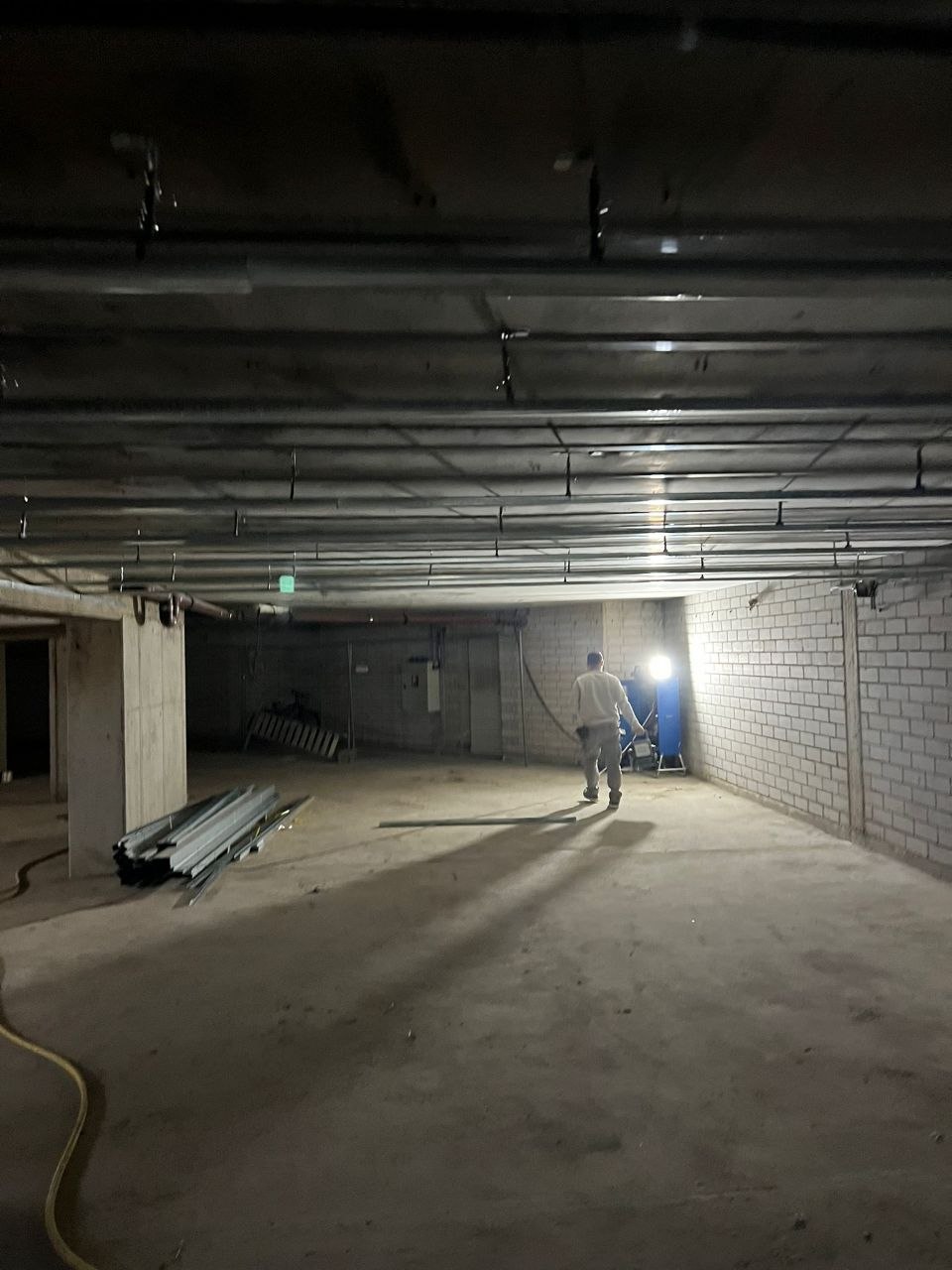 F90 Tiefgarage Aachen — UK-Montage Beginn